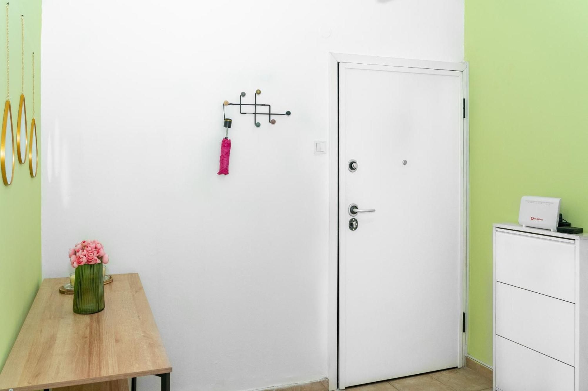 Agias Sofias Promenade Apartment *